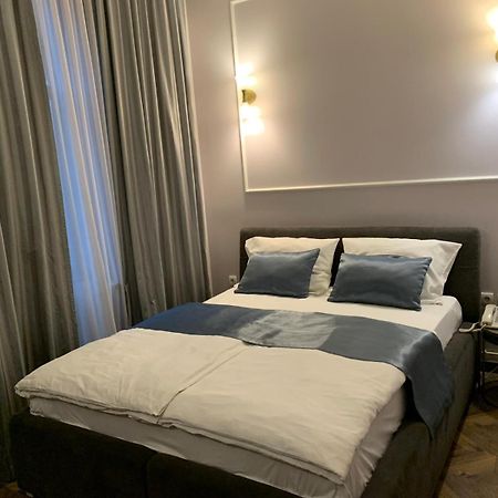 Hotel Balkan Centar Bijeljina Buitenkant foto